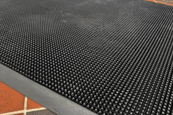 DirtTrap Heavy-Duty Natural Rubber Outdoor Mats