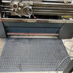 Swarf Catching Ramped Edge Rubber Mat